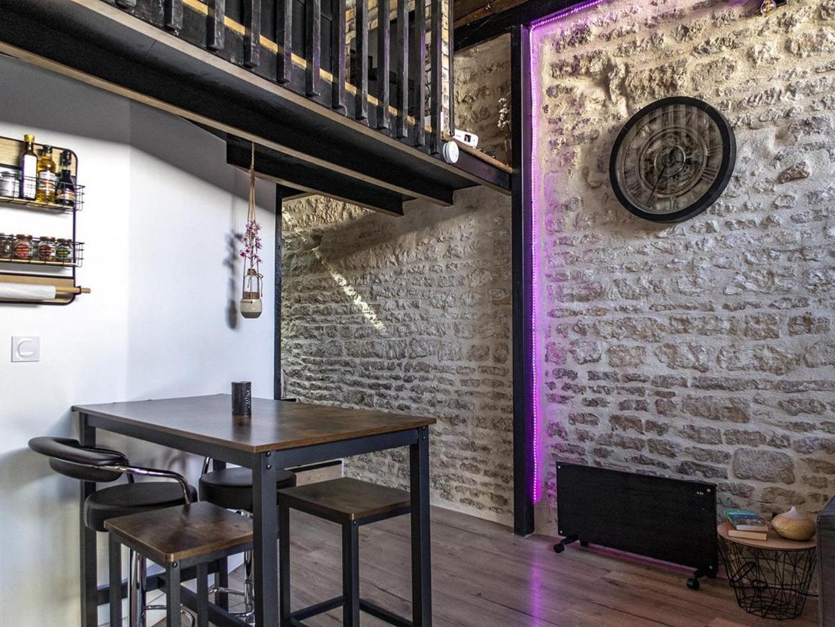 Palais Des Reves Apartment Ниор Екстериор снимка