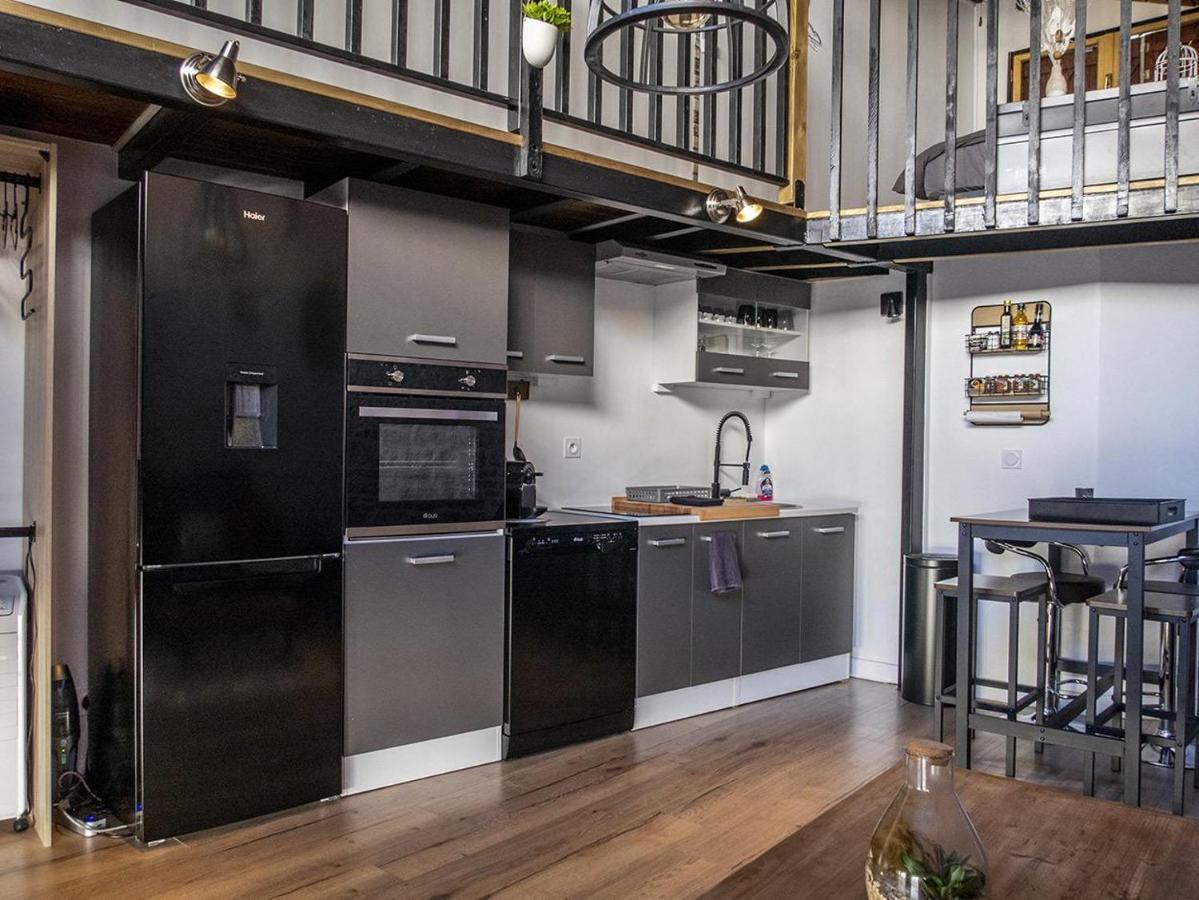 Palais Des Reves Apartment Ниор Екстериор снимка
