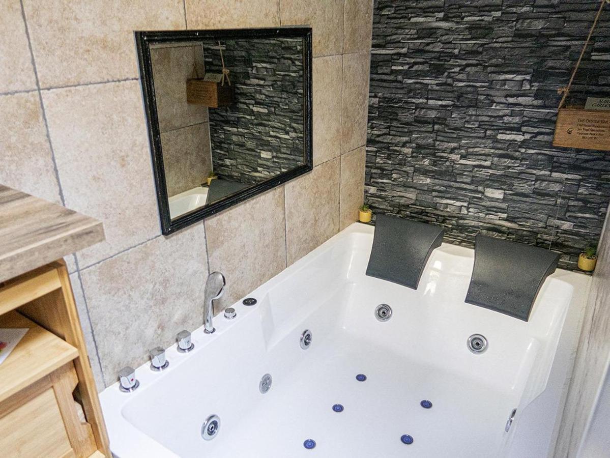 Palais Des Reves Apartment Ниор Екстериор снимка