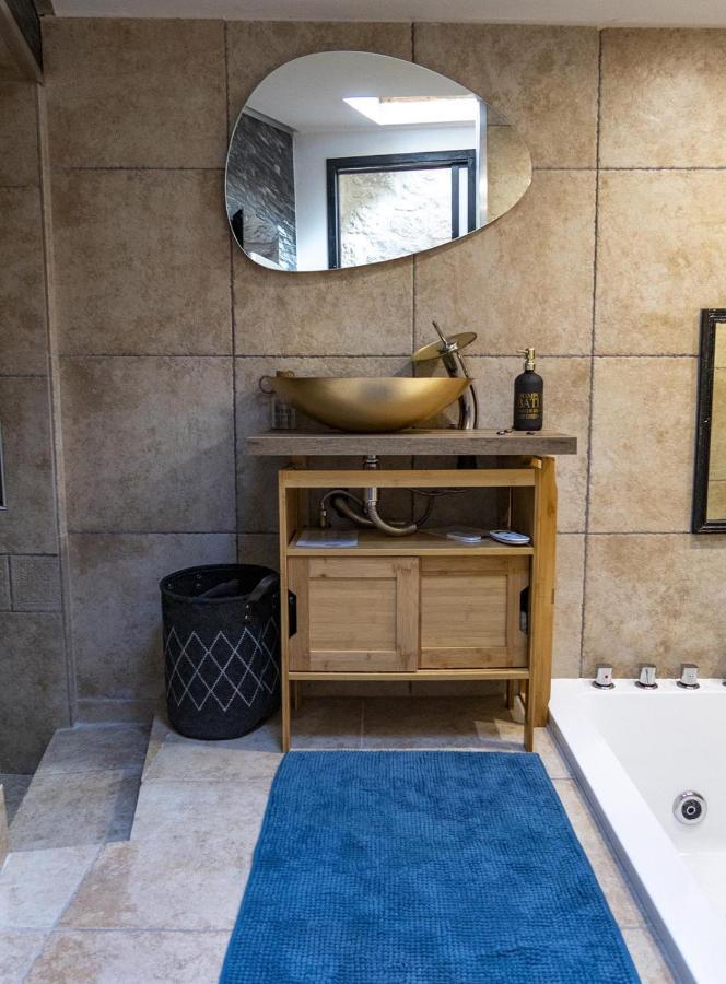 Palais Des Reves Apartment Ниор Екстериор снимка